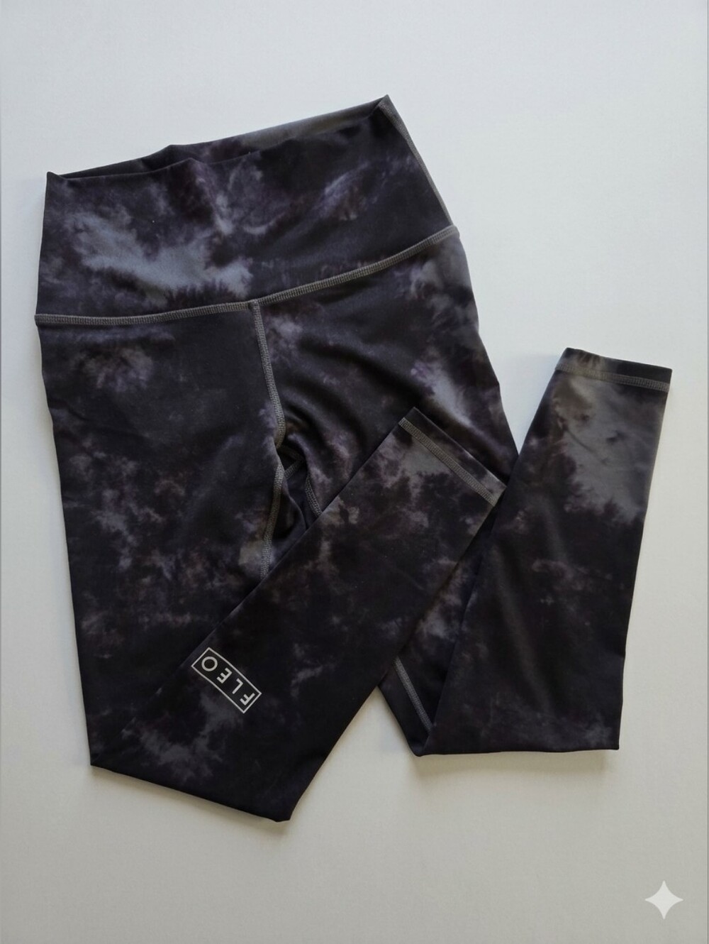FLEO El Toro 25” Leggings M Black Gray TieDye CrossFit Gym Training Fitness NWOT